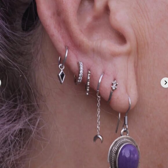 16g Gold Outside Gem Ring 14k yellow gold 7/16” CZ - Picture 5 of 5